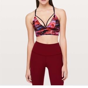 NWT Lululemon pushing limits sports bra size 4